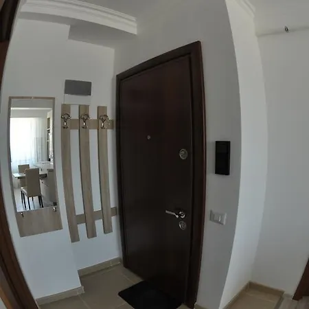 דירה Solid Oana מאמאיה